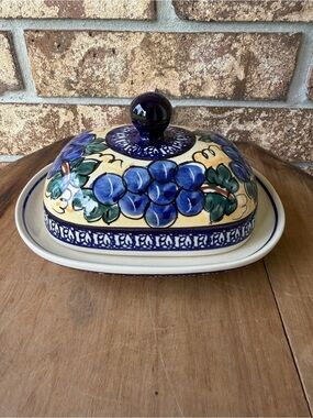 Blue Rose Polish Pottery Grapes Square Butter Dish Excellent Condition!